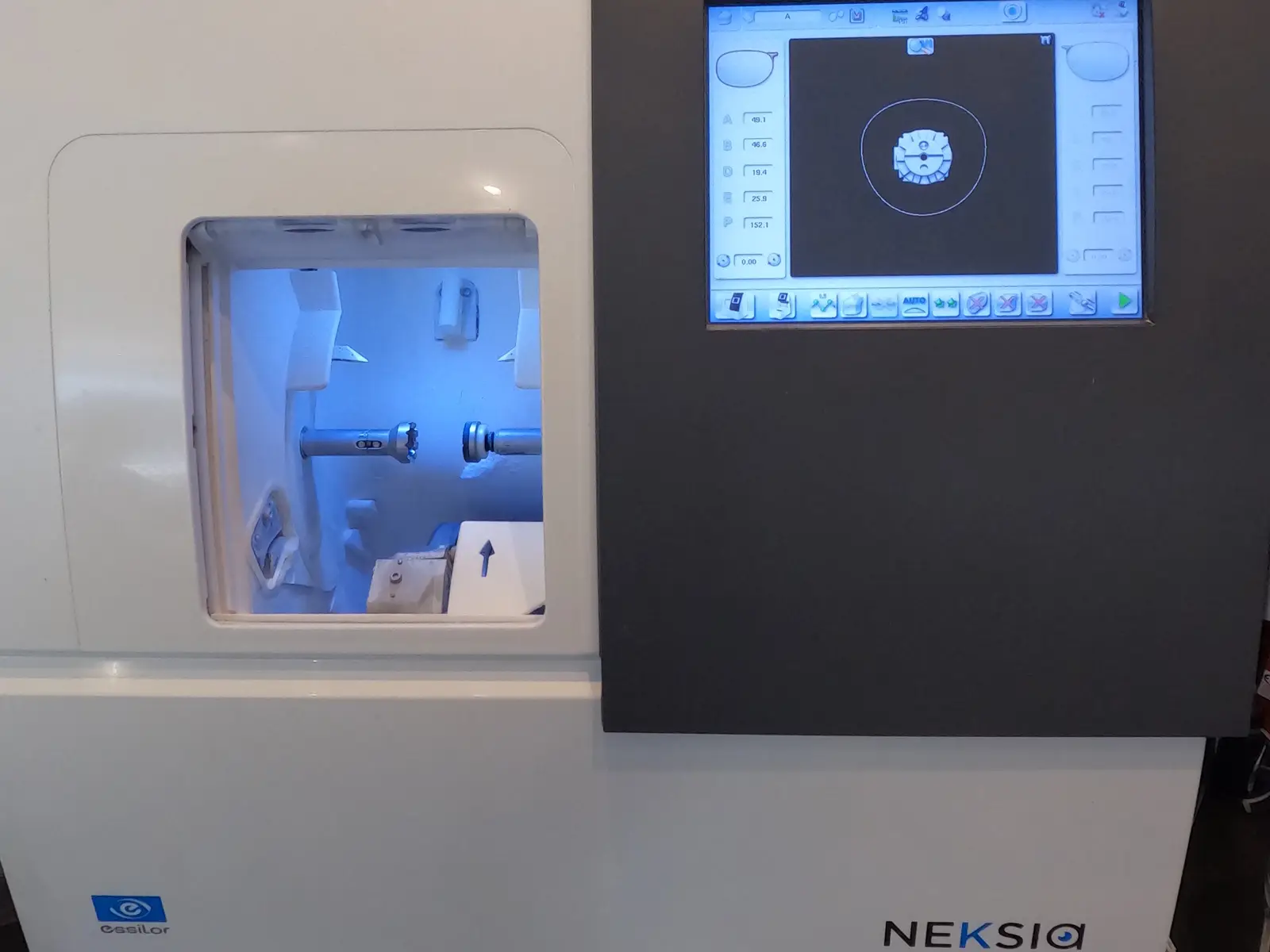 Das 3D-Schleifsystem Neksia in der offenen Werkstatt von die sichtbar