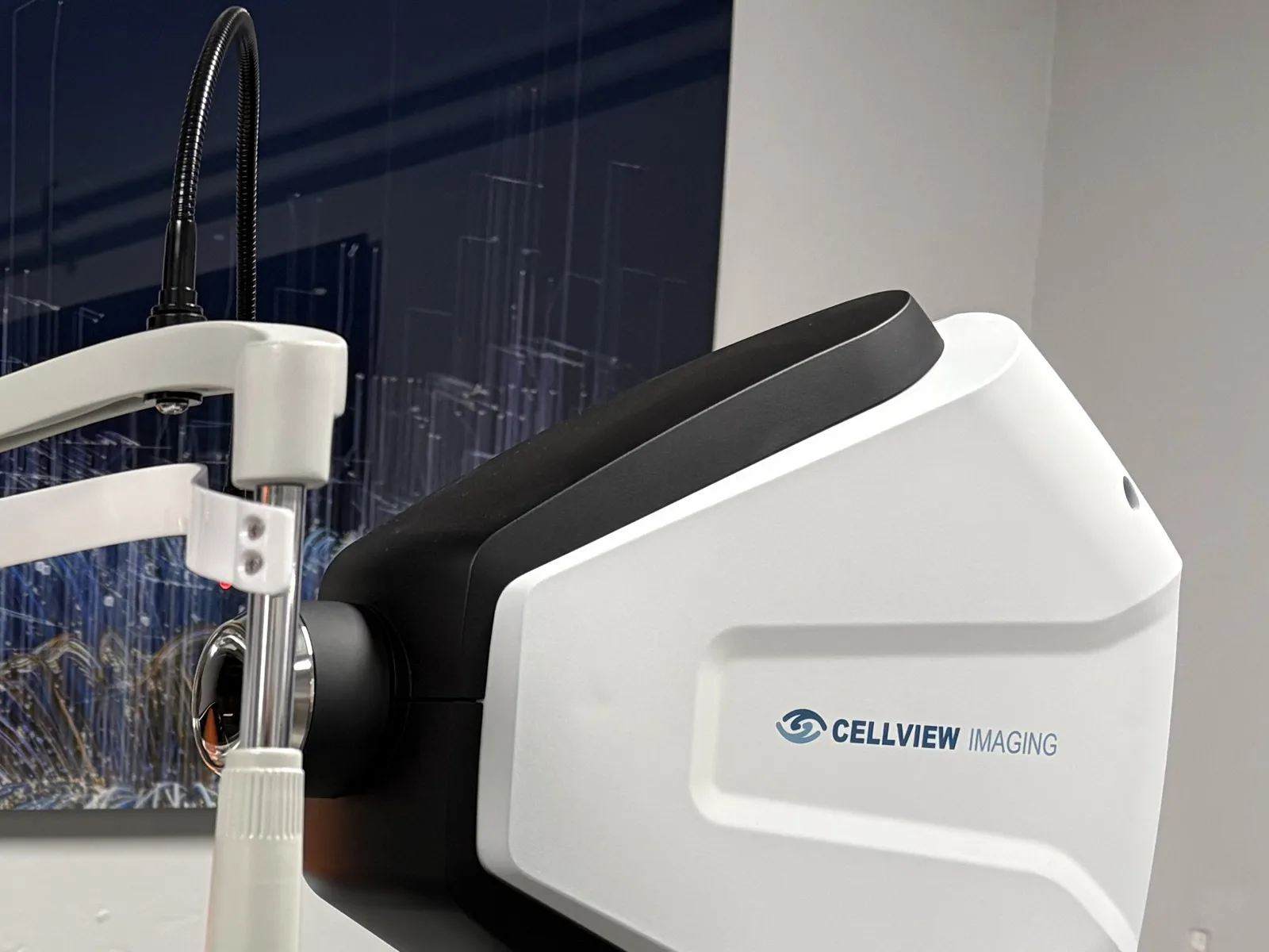 Netzhautkamera von Cellview im Messraum von die sichtbar